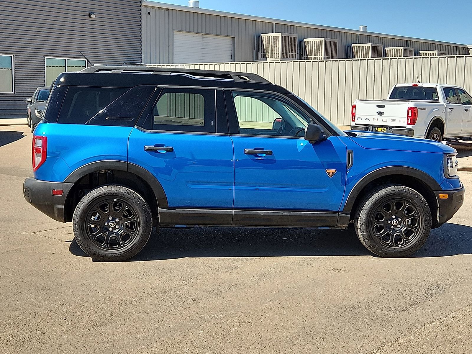 Used 2025 Ford Bronco Sport Badlands image 5