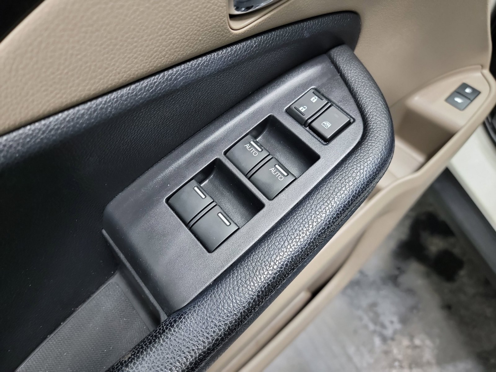 Used 2019 Honda Pilot Elite image 14