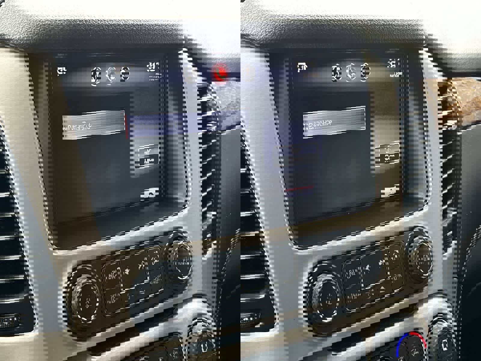 Used 2015 GMC Yukon Denali w/ Open Road Package image 16