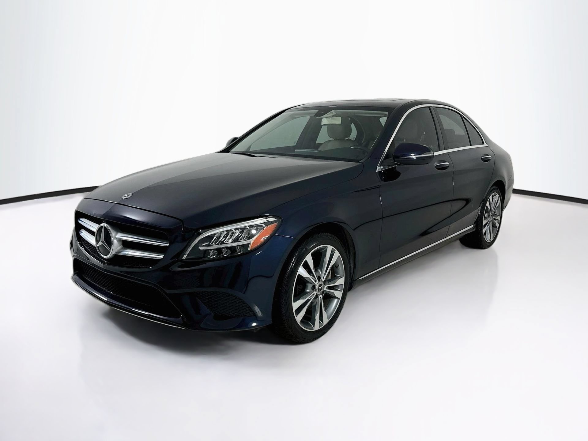 Used 2019 Mercedes-Benz C 300 Sedan image 3
