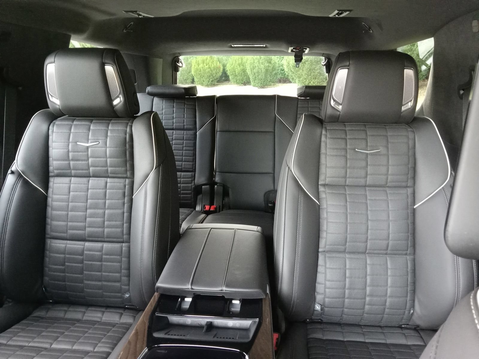 Used 2025 Cadillac Escalade Sport Platinum AWD/4WD image 24