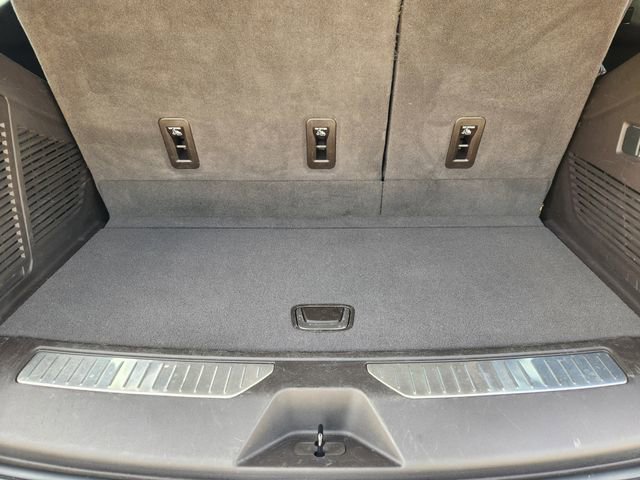 Used 2022 GMC Yukon Denali RWD image 33