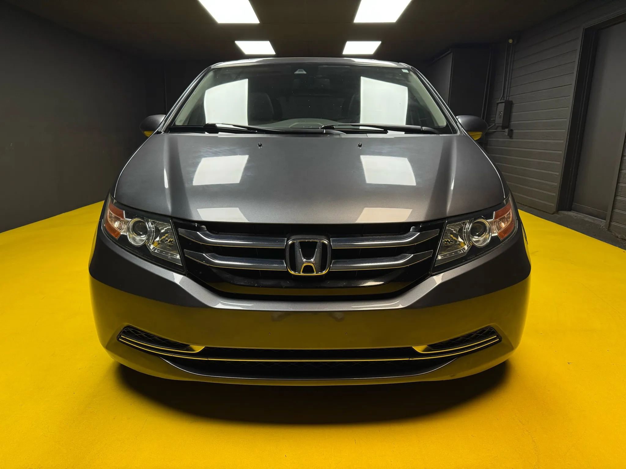 Used 2014 Honda Odyssey EX-L image 2