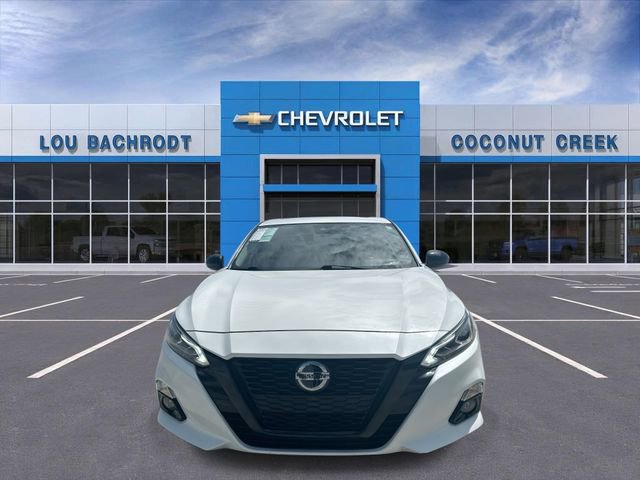 Used 2022 Nissan Altima 2.5 SR w/ Midnight Edition Package image 3