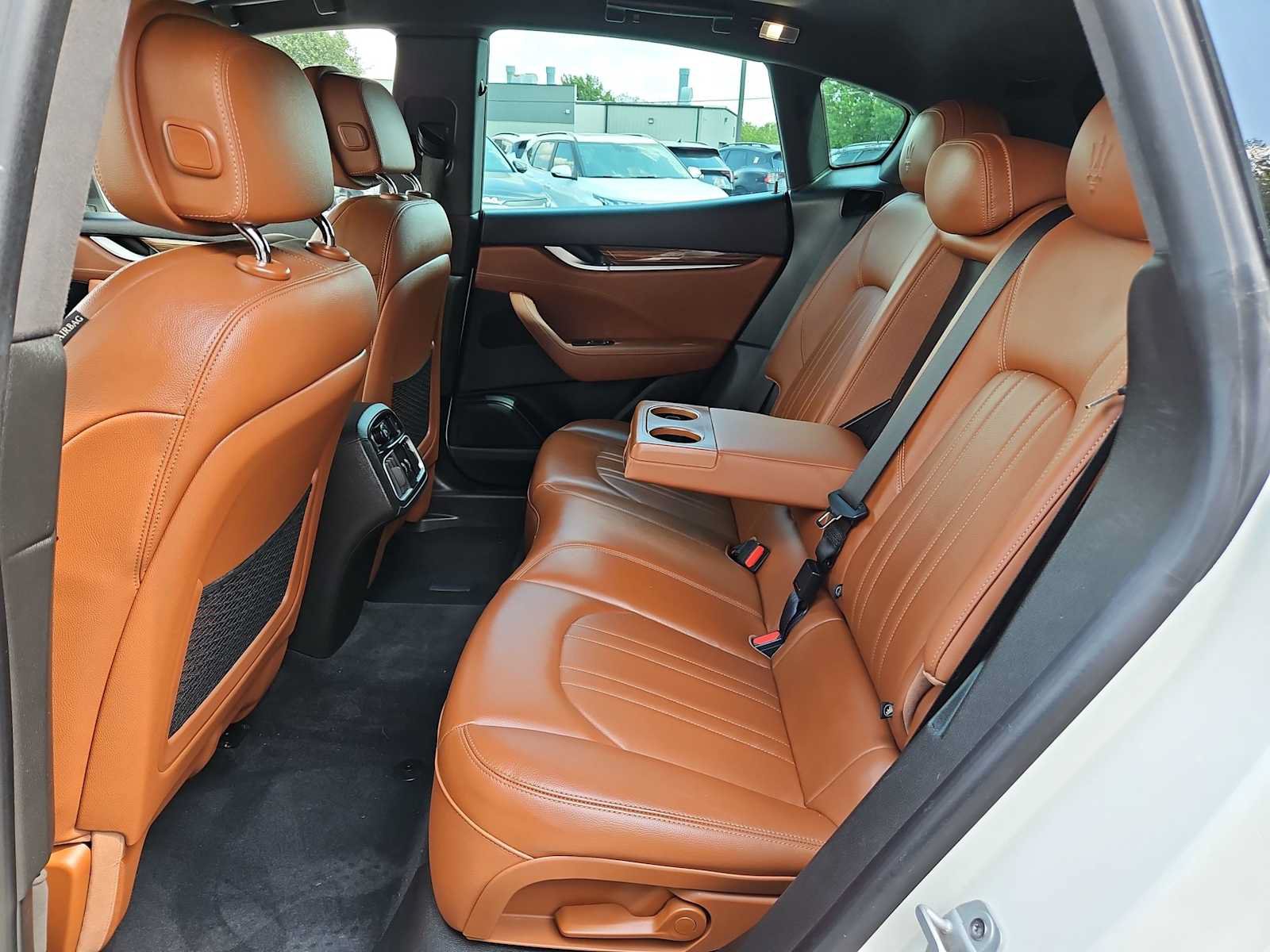 Used 2022 Maserati Levante GT AWD/4WD image 18