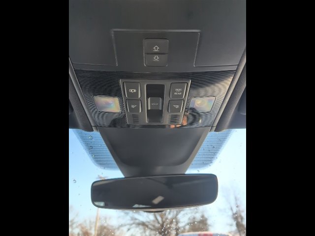 Used 2024 Volkswagen Tiguan SEL R-Line image 19