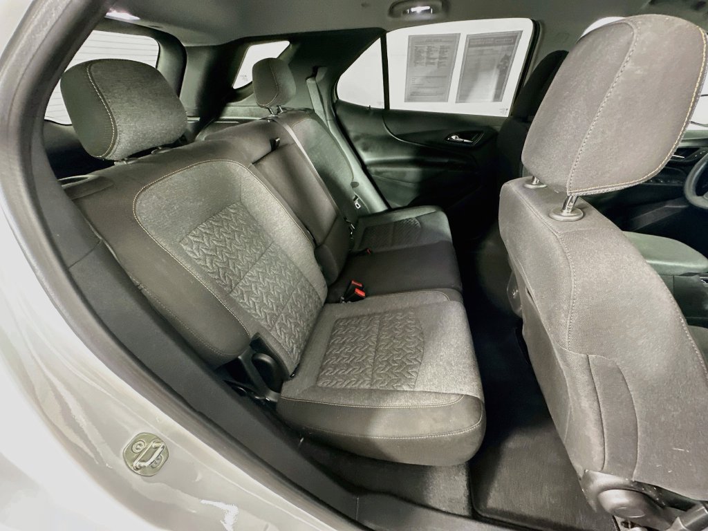 Used 2023 Chevrolet Equinox LT AWD/4WD image 34