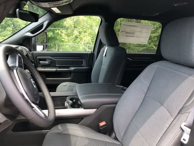 New 2026 RAM 3500 Big Horn AWD/4WD image 19