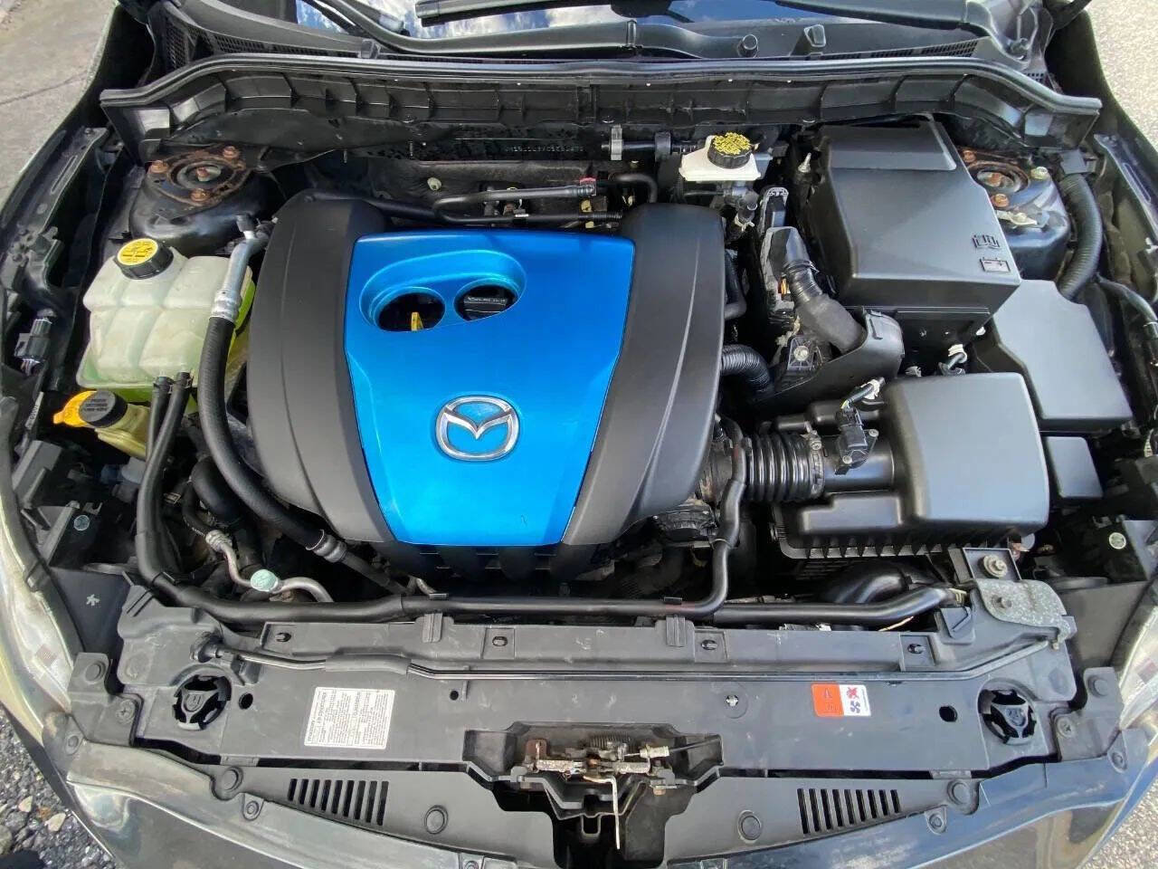 Used 2012 MAZDA MAZDA3 i Touring image 16