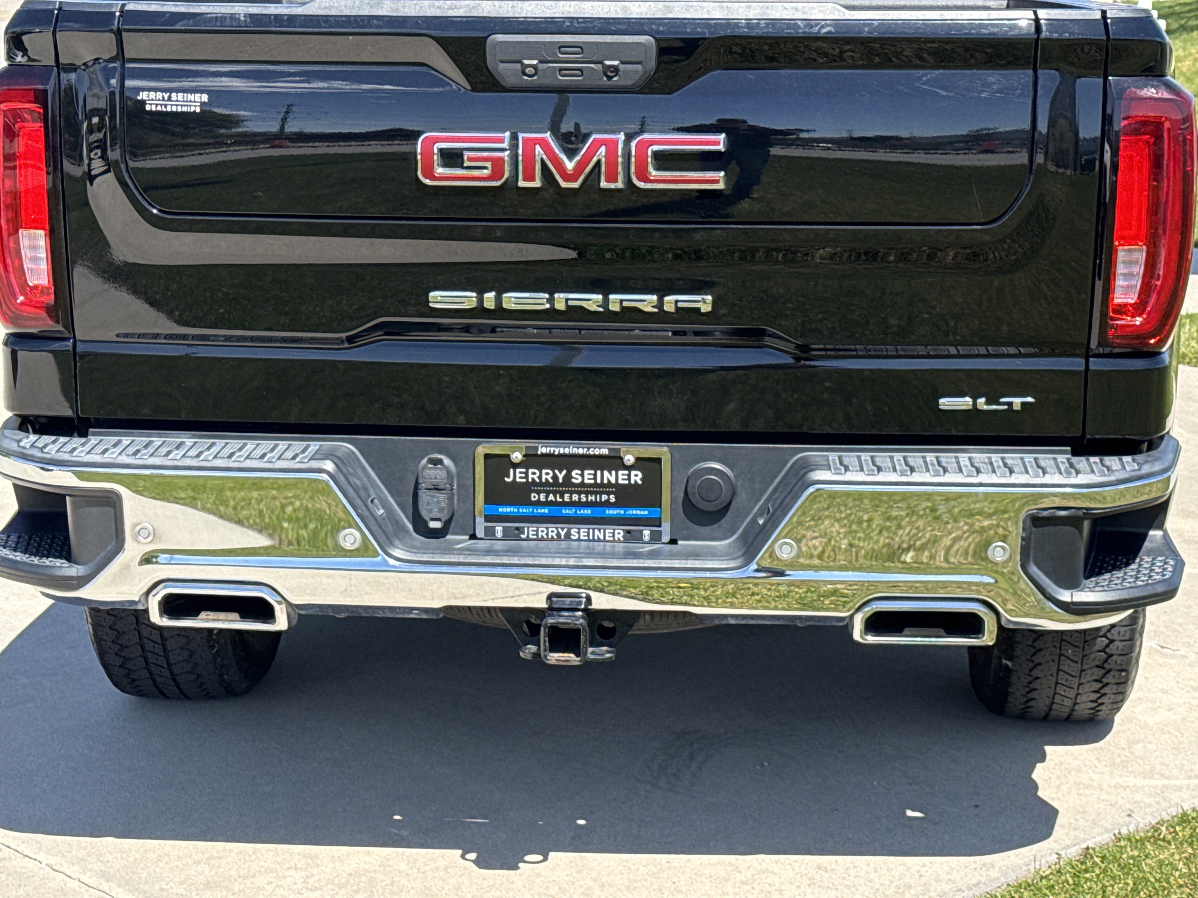 Used 2022 GMC Sierra 1500 SLT AWD/4WD image 13