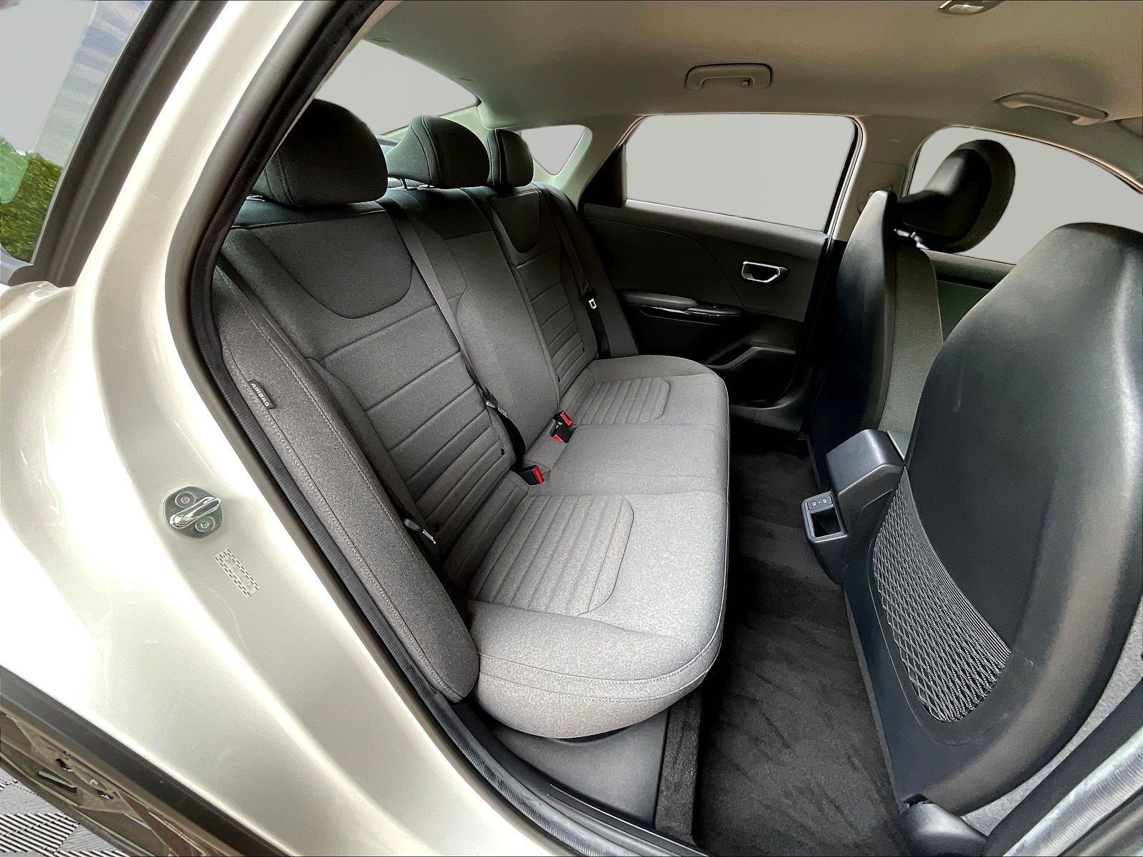 Used 2025 Kia K4 EX FWD image 24