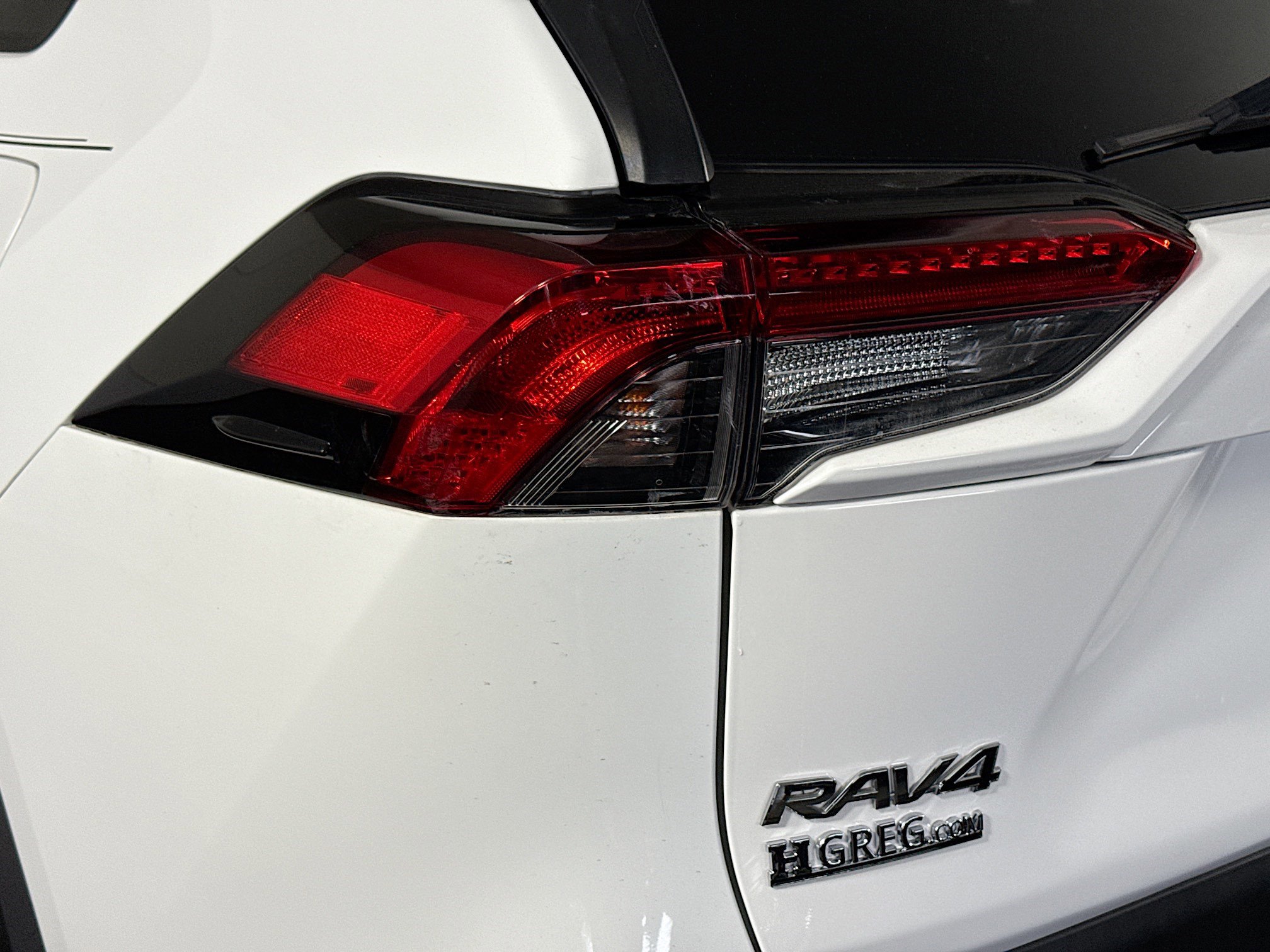 Used 2020 Toyota RAV4 LE image 35