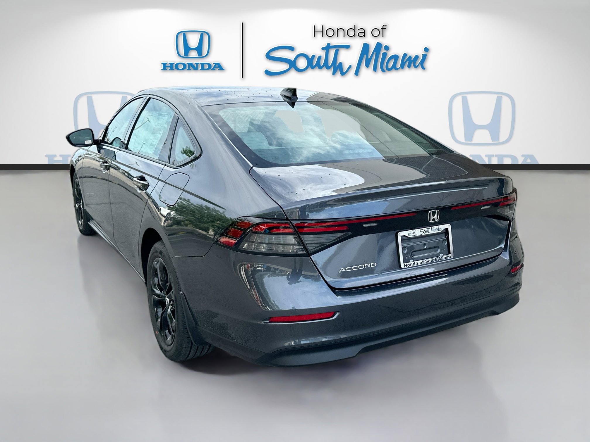 New 2025 Honda Accord SE image 4