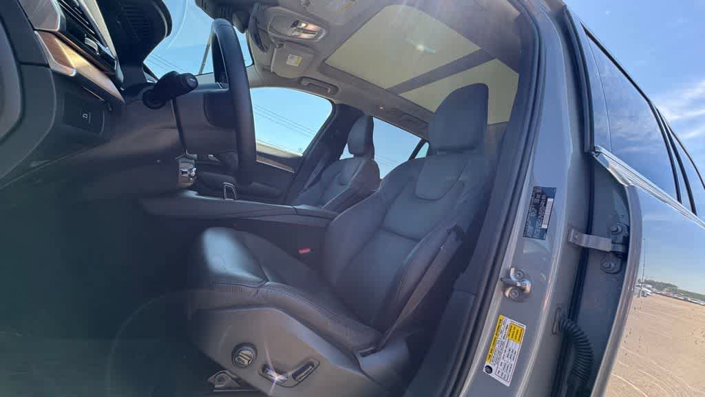 Used 2024 Volvo XC90 B6 Plus w/ Protection Package Premier AWD/4WD image 19