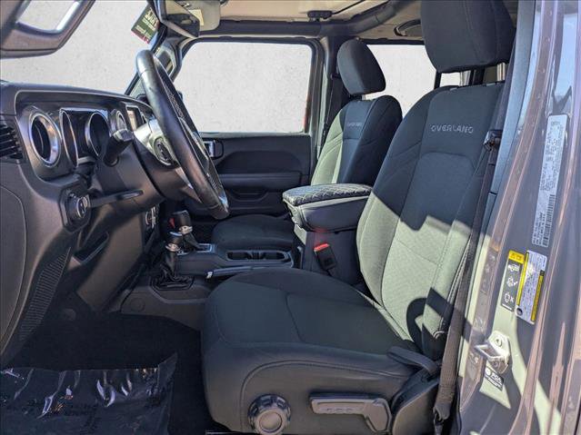 Used 2022 Jeep Gladiator Overland w/ Cold Weather Group image 16