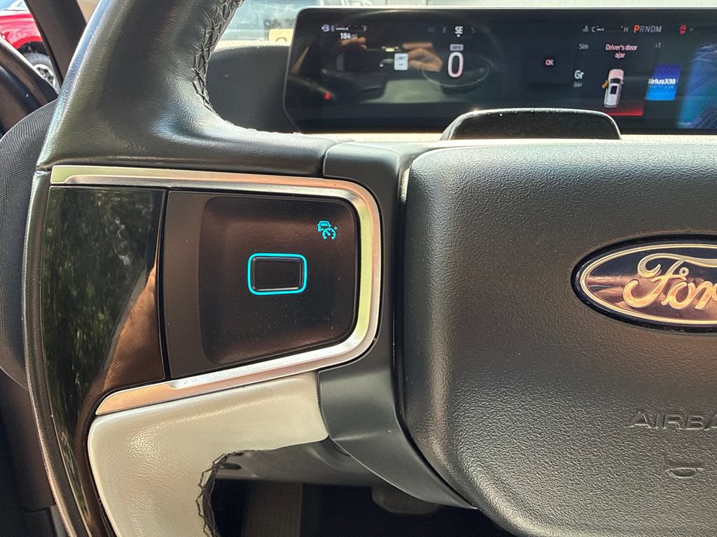 Used 2025 Ford Expedition Max Platinum AWD/4WD image 25
