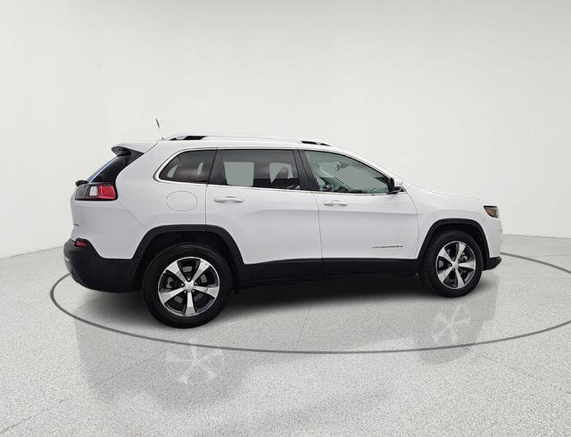 Used 2019 Jeep Cherokee Limited image 8