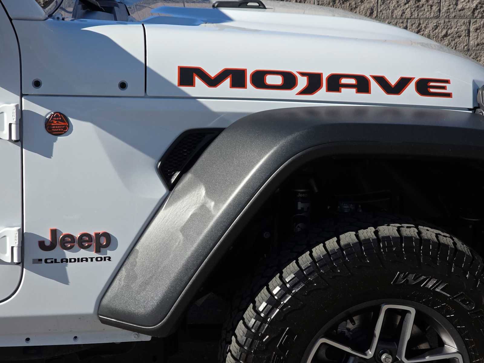 Certified 2024 Jeep Gladiator Mojave w/ Technology Group image 11