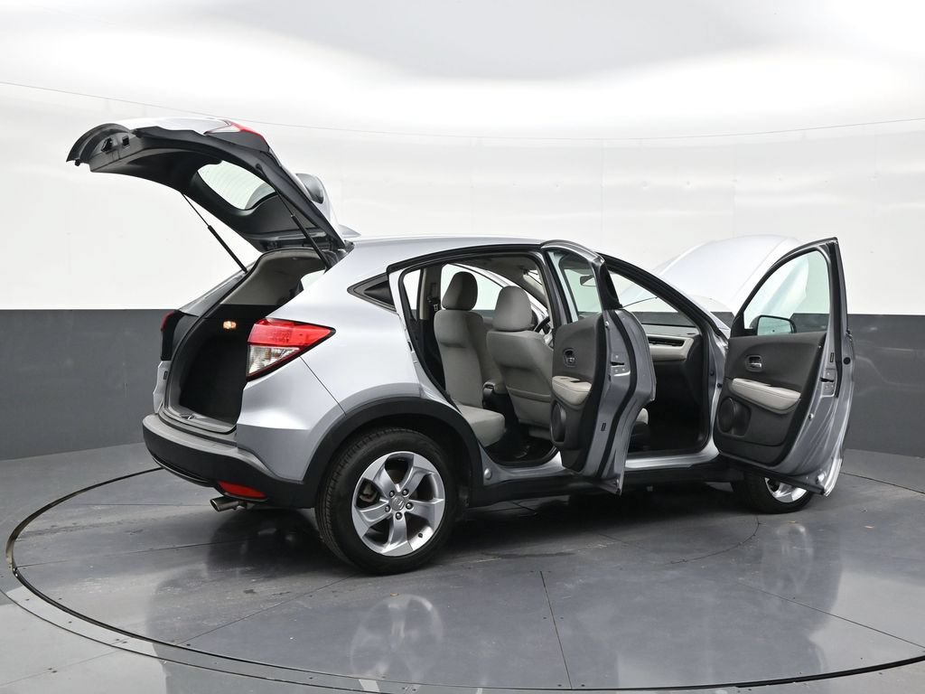 Used 2019 Honda HR-V LX image 29