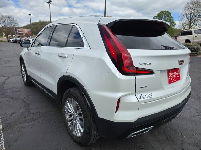 Used 2024 Cadillac XT4 Premium Luxury AWD/4WD image 3