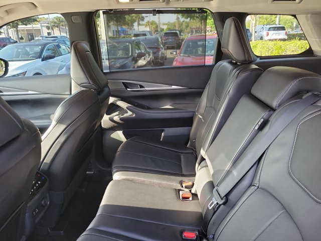 Used 2024 INFINITI QX60 Luxe AWD/4WD image 14