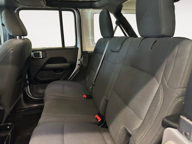 Used 2020 Jeep Wrangler Unlimited Sahara AWD/4WD image 13