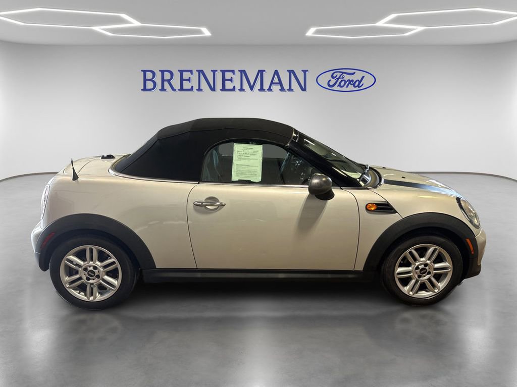 Used 2012 MINI Cooper Roadster FWD image 4