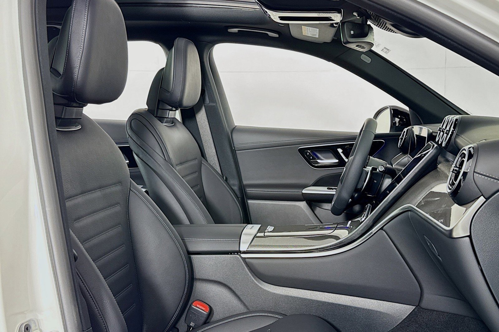 New 2025 Mercedes-Benz GLC 43 AMG 4MATIC image 6