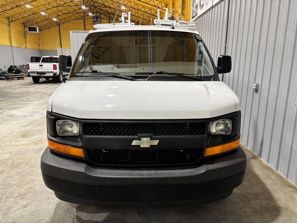 Used 2017 Chevrolet Express 2500 image 7