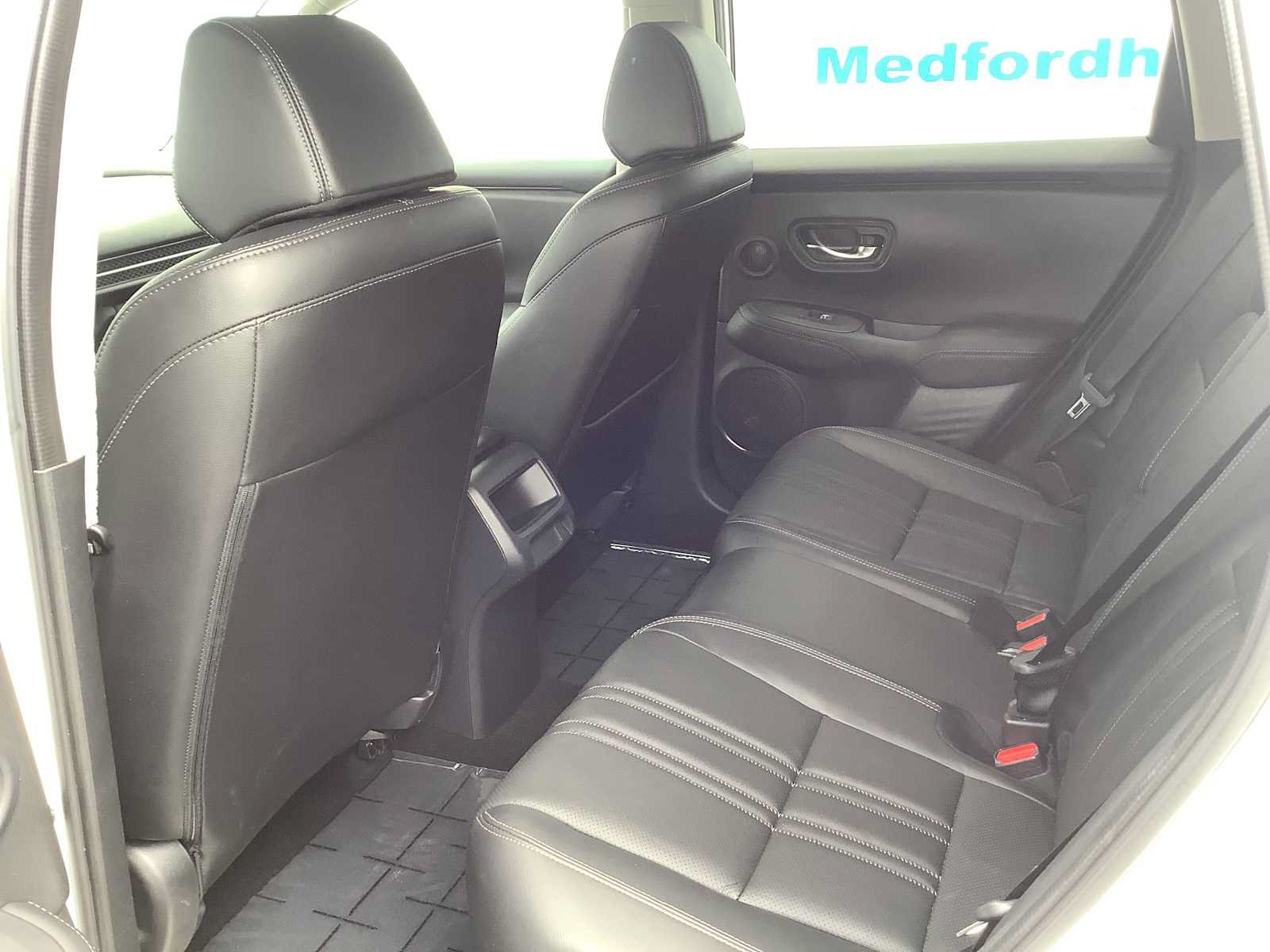 Used 2024 Honda HR-V EX-L image 12