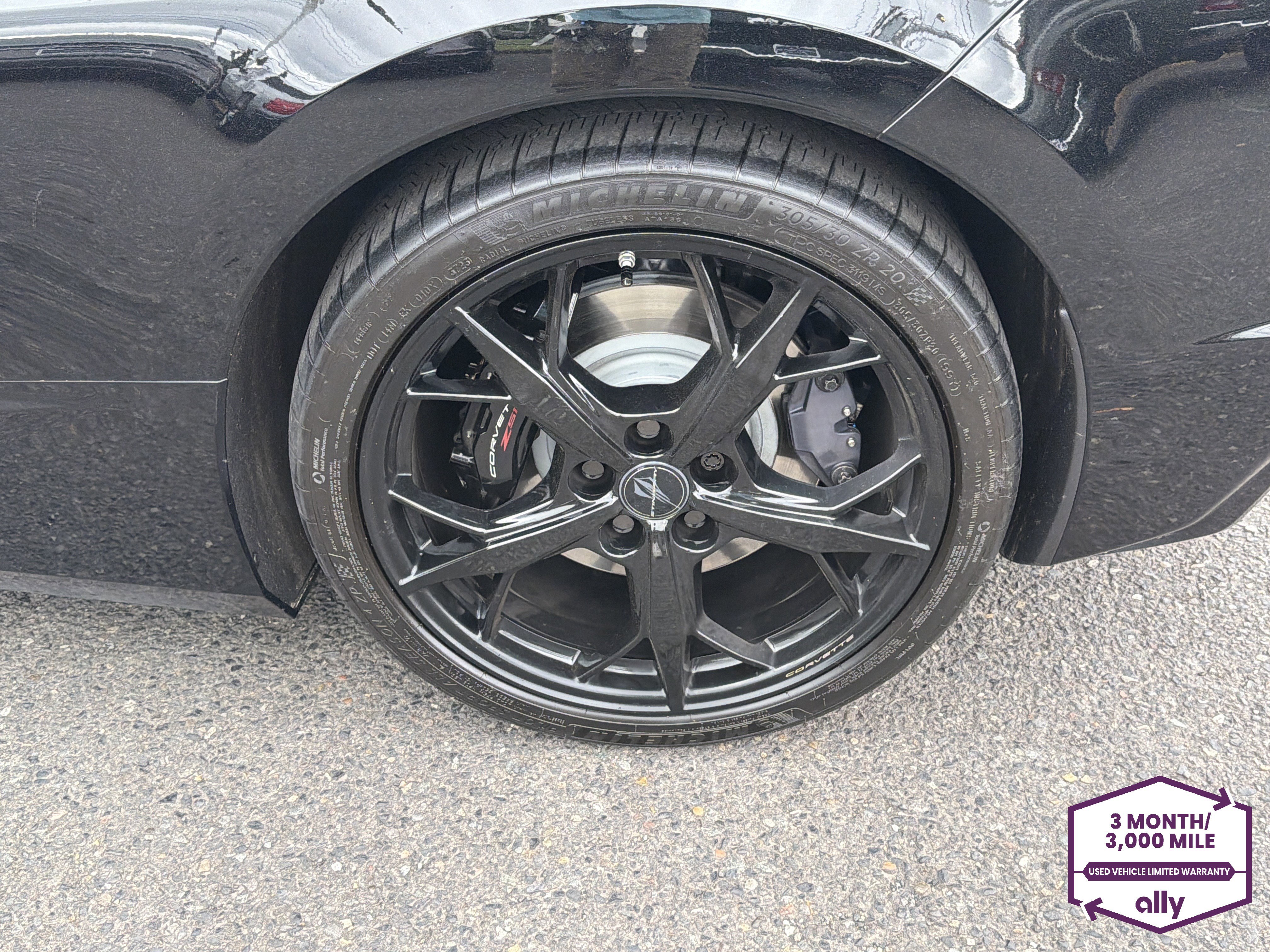 Used 2021 Chevrolet Corvette Stingray Preferred Cpe w/ Z51 Performance Package RWD image 24