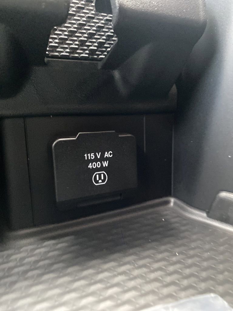 New 2026 RAM 1500 4x4 Crew Cab image 30