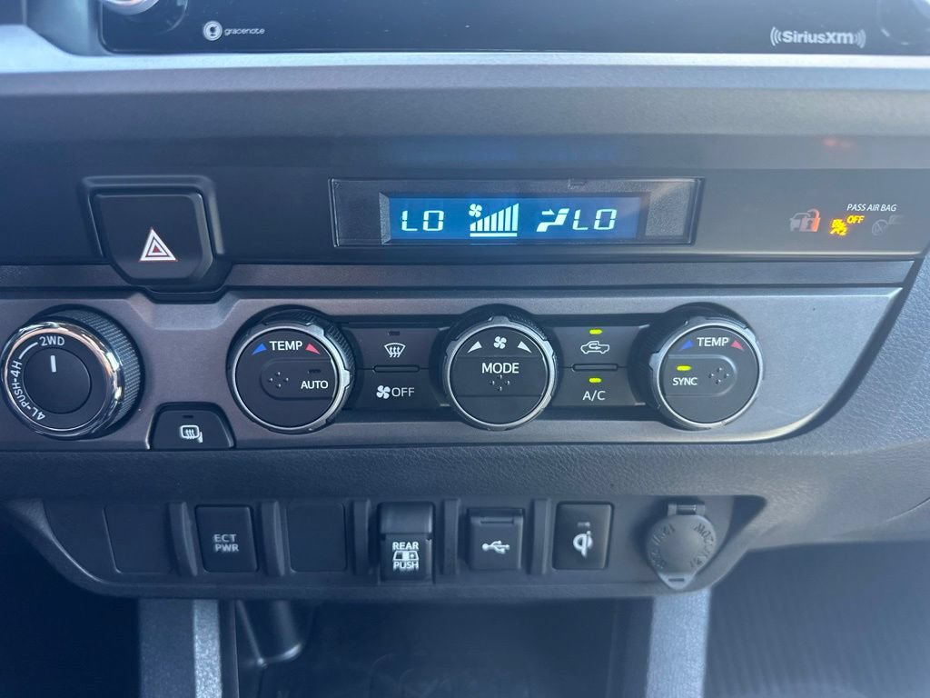Used 2023 Toyota Tacoma TRD Sport AWD/4WD image 4
