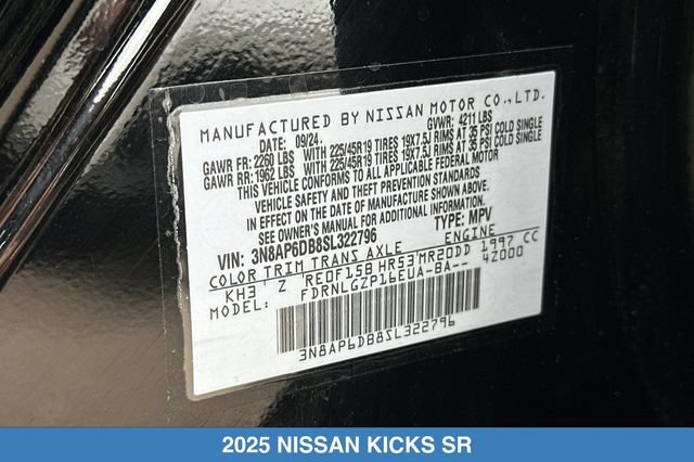 Used 2025 Nissan Kicks SR AWD/4WD image 32