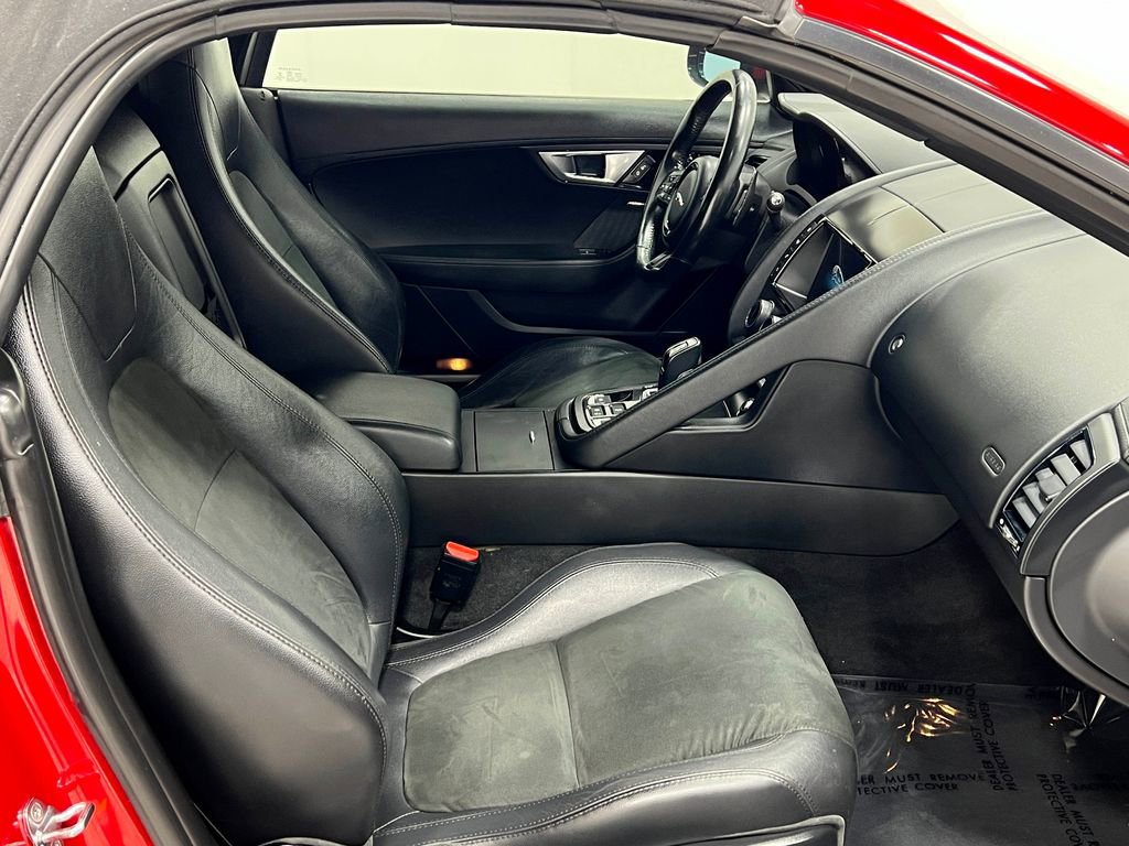 Used 2016 Jaguar F-TYPE Convertible RWD image 29
