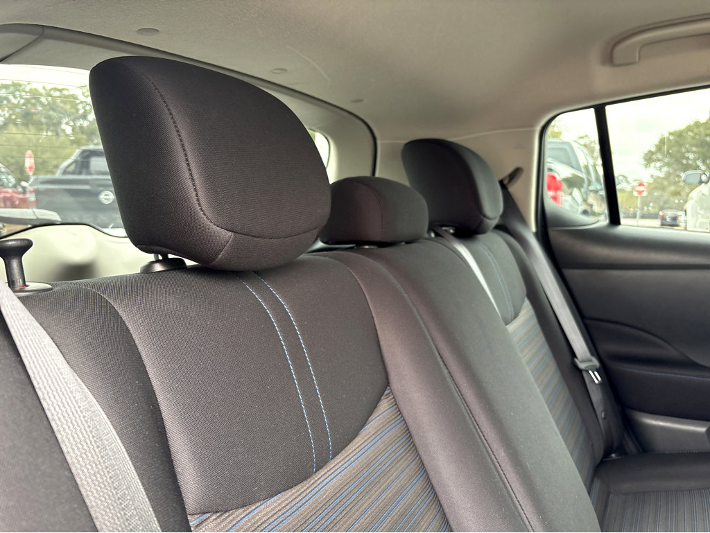 Used 2021 Nissan Leaf SV w/ SV Technology Package image 11