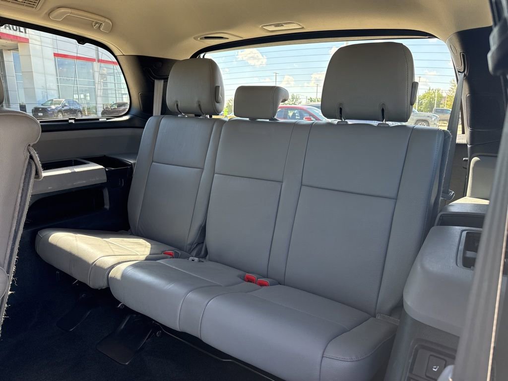 Used 2017 Toyota Sequoia Limited w/ Safety & Convenience Package image 10