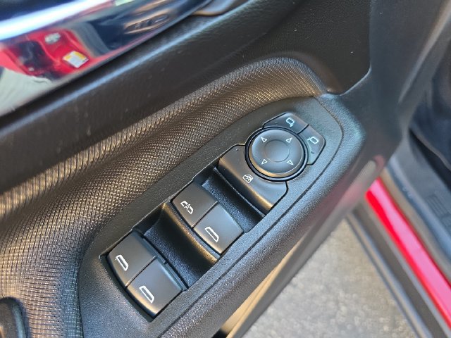 Certified 2023 Chevrolet Equinox RS w/ LPO, Floor Liner Package FWD image 14