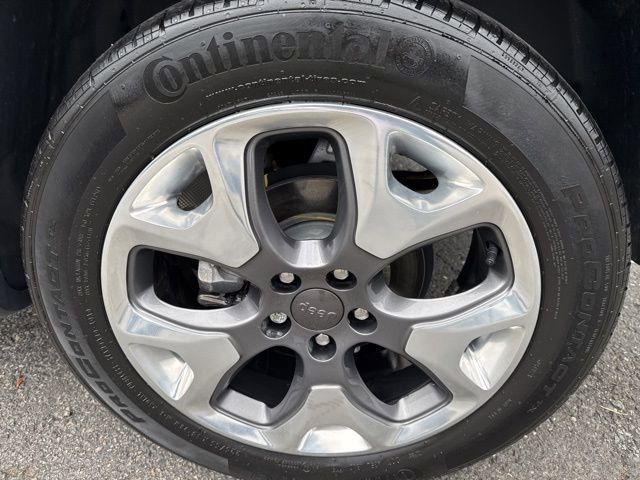 Used 2022 Jeep Compass Limited image 12