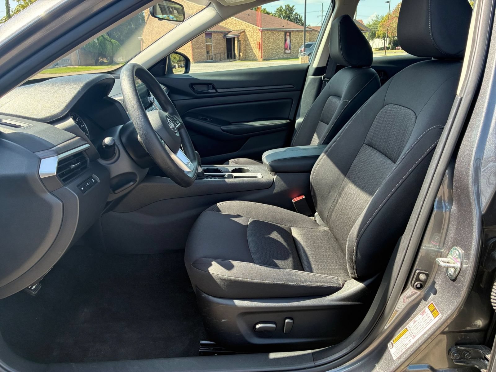 Used 2026 Nissan Altima 2.5 SV FWD image 26