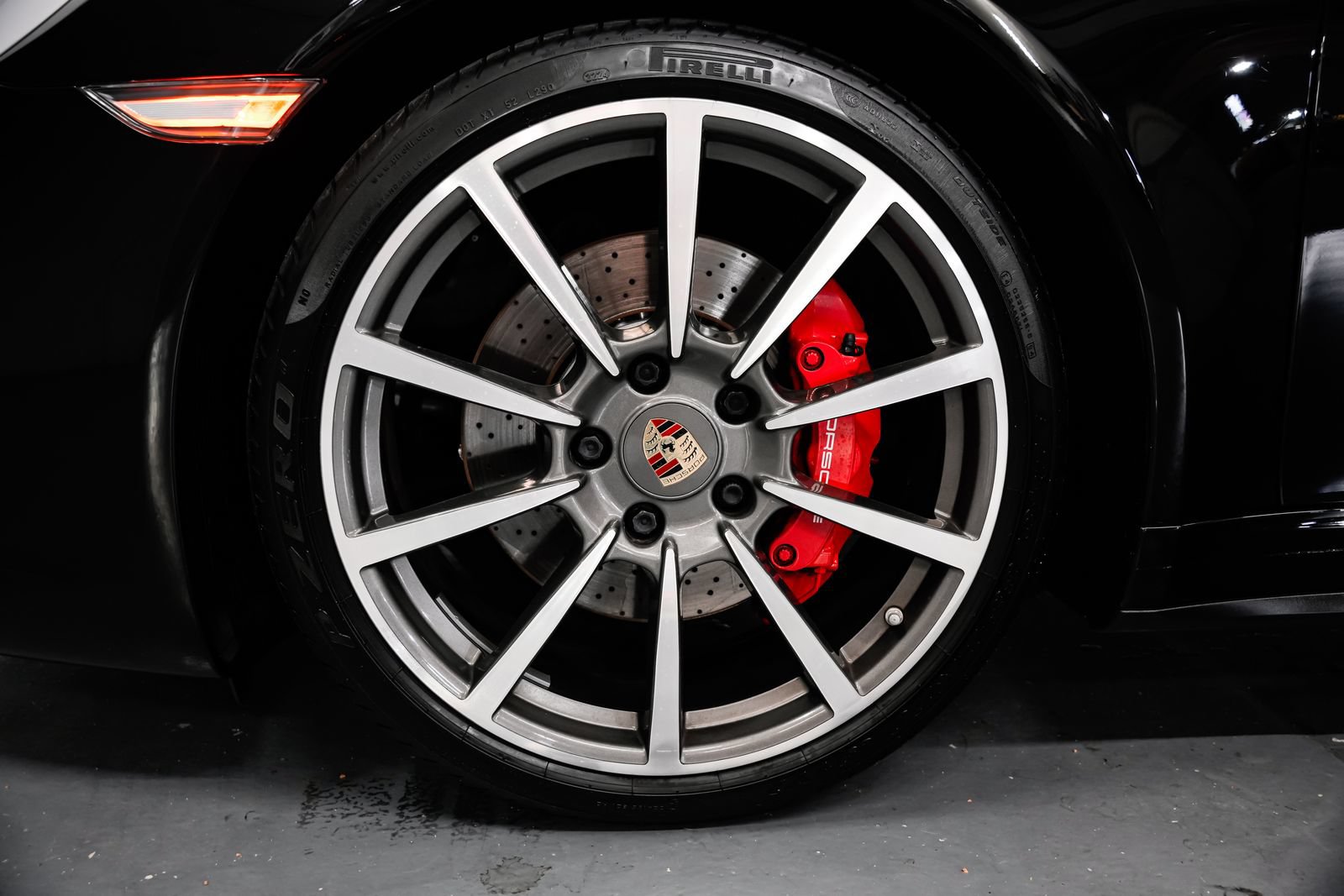 Used 2018 Porsche 911 Targa 4S AWD/4WD image 43