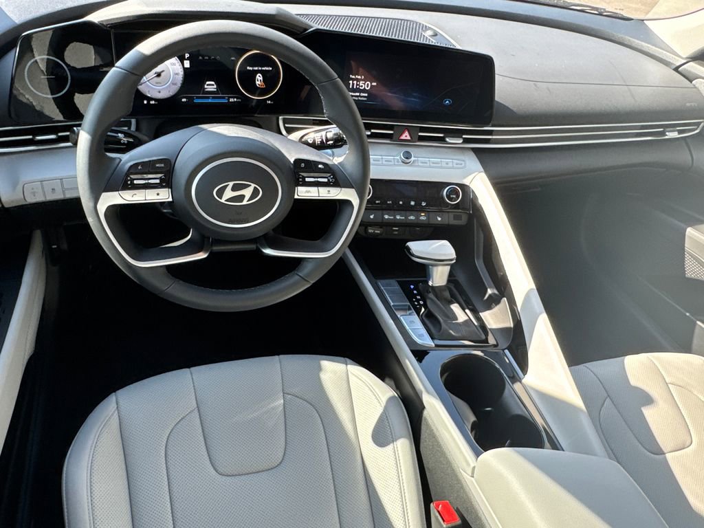 New 2026 Hyundai Elantra Limited image 14