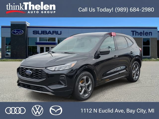 Used 2023 Ford Escape ST-Line w/ Tech Pack #1 AWD/4WD image 2