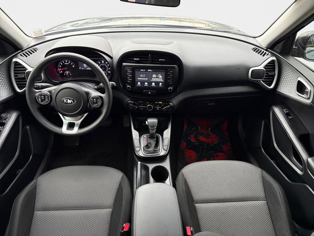 Used 2021 Kia Soul LX FWD image 15