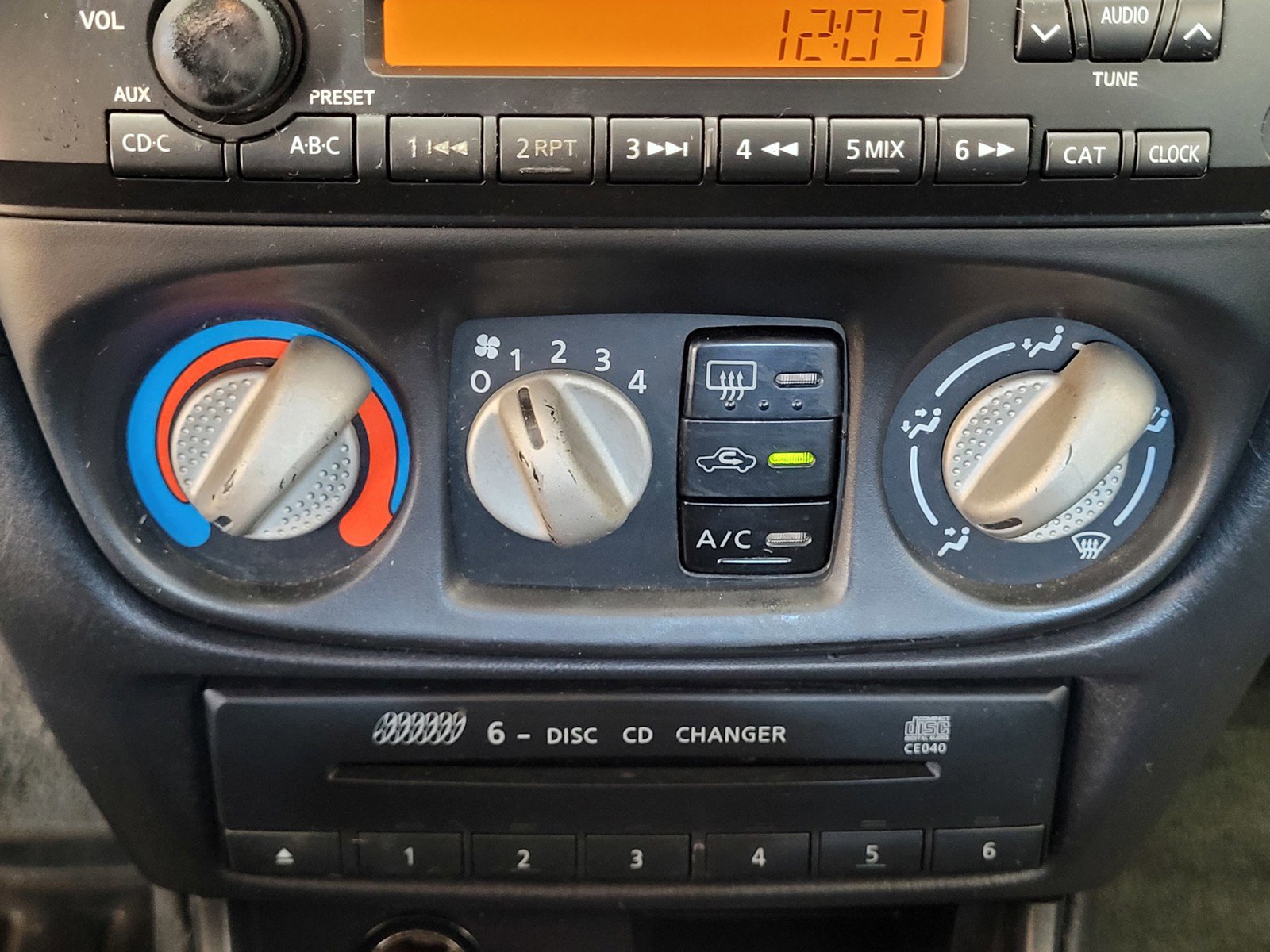 Used 2005 Nissan Sentra 1.8 S w/ (S04) 1.8S Special Editto Pkg image 12