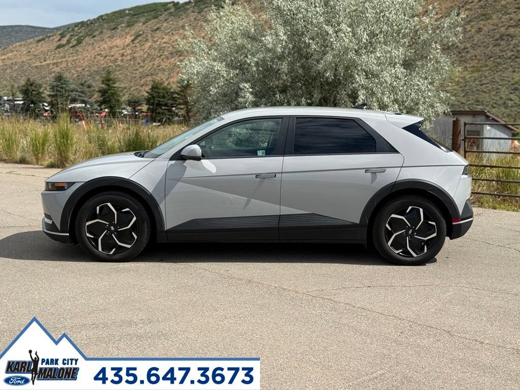 Used 2024 Hyundai Ioniq 5 SEL AWD/4WD image 2