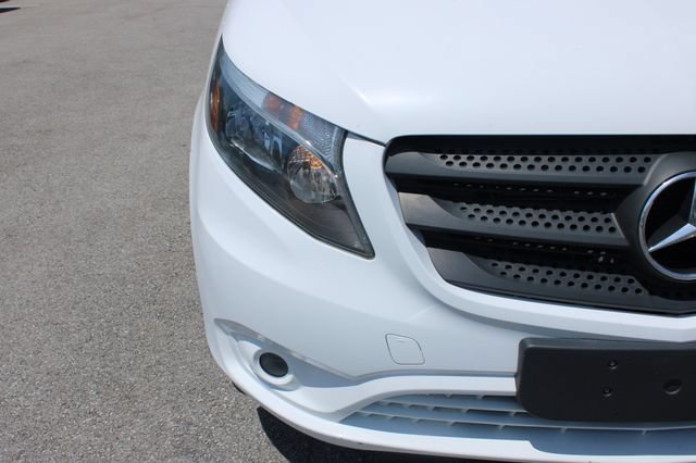 Used 2017 Mercedes-Benz Metris Passenger image 37