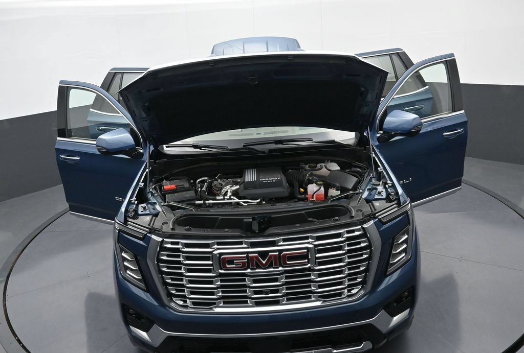 Used 2025 GMC Yukon Denali w/ Denali Reserve Package AWD/4WD image 40