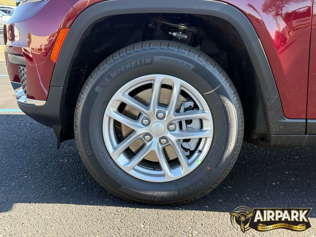 New 2025 Jeep Grand Cherokee L Laredo w/ Luxury Tech Group I image 10