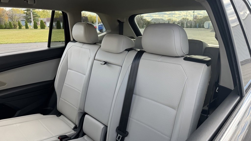 Used 2018 Volkswagen Tiguan SE image 23